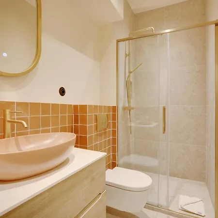 Charming -2br-6p- Montmartre * Paris