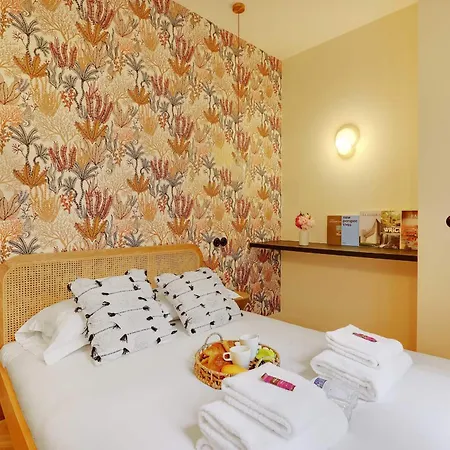 Charming -2br-6p- Montmartre * Paříž