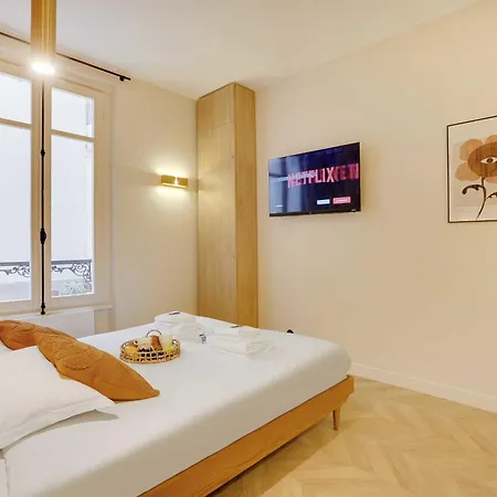 דירה Charming -2br-6p- Montmartre *