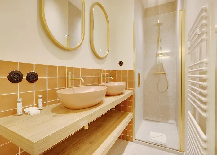 Charming -2br-6p- Montmartre Lejlighed Paris