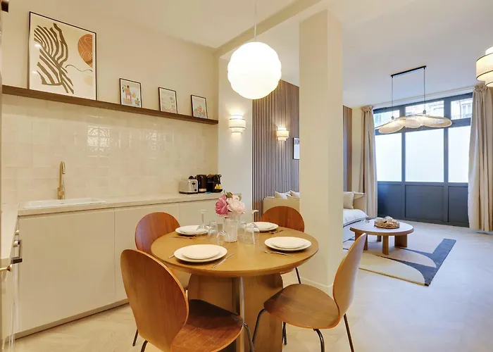 Apartman Charming -2br-6p- Montmartre